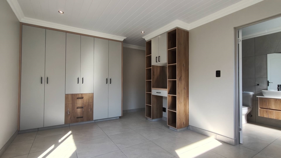 3 Bedroom Property for Sale in Dana Bay Western Cape